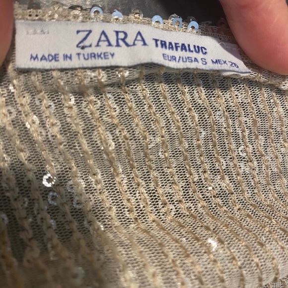 Zara sparkly sequin, linen lined inseam. Small, perfect condition. Glam,… - Picture 3 of 6